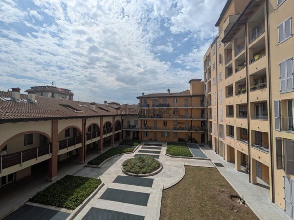 appartamento in vendita a Milano in zona Villapizzone