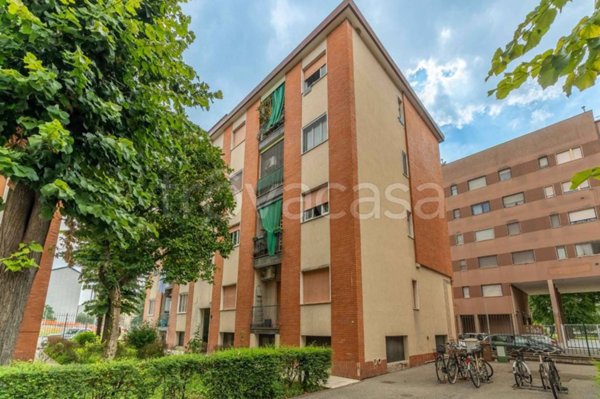 appartamento in vendita a Milano in zona San Cristoforo