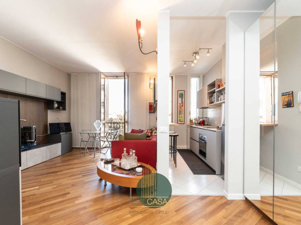 appartamento in vendita a Milano in zona Città Studi