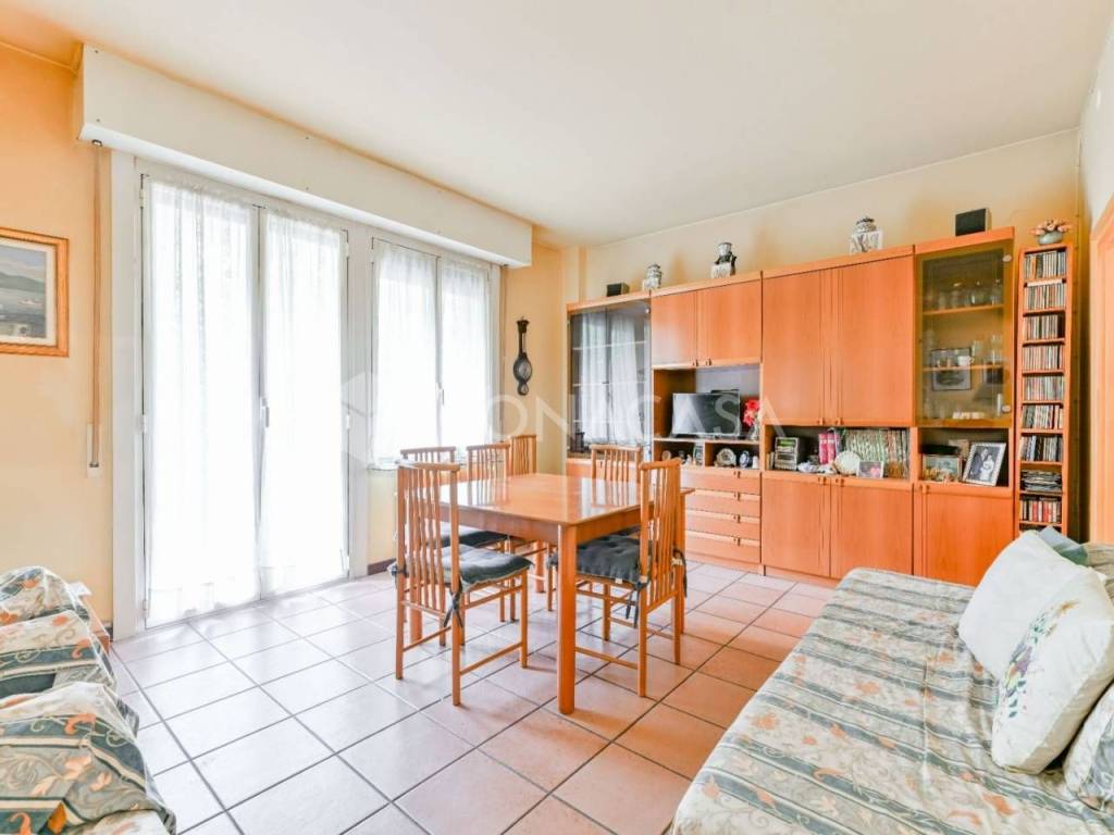 appartamento in vendita a Milano in zona Porta Vittoria