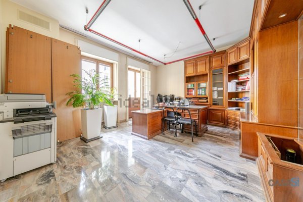 appartamento in vendita a Milano in zona Città Studi