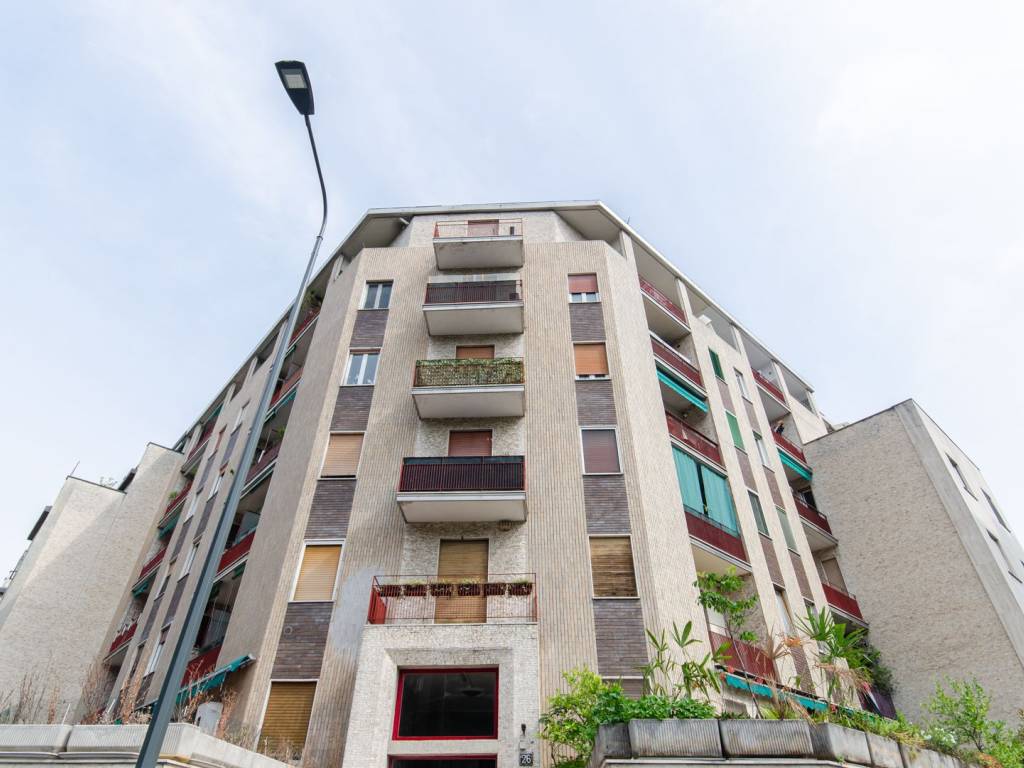appartamento in vendita a Milano in zona San Siro