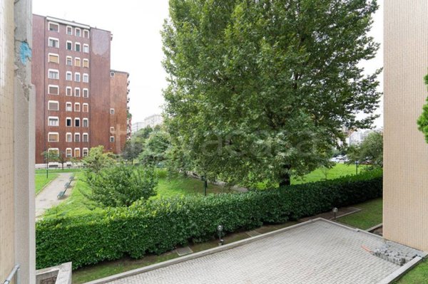 appartamento in vendita a Milano in zona Vigentino