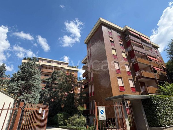 appartamento in vendita a Milano in zona Bruzzano