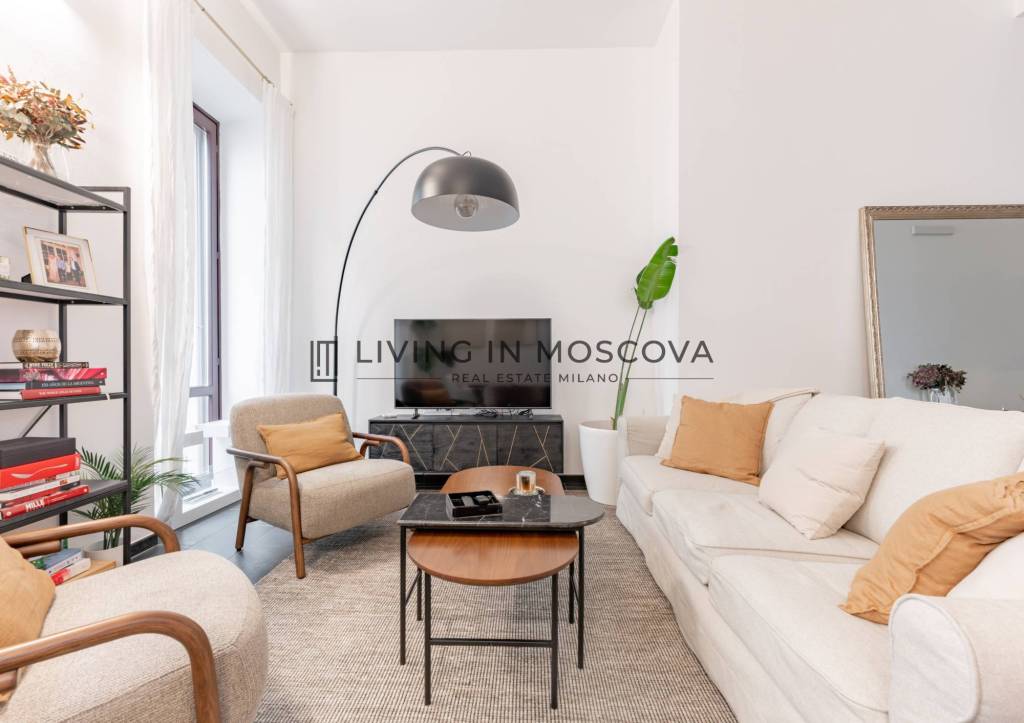 appartamento in vendita a Milano in zona Porta Nuova
