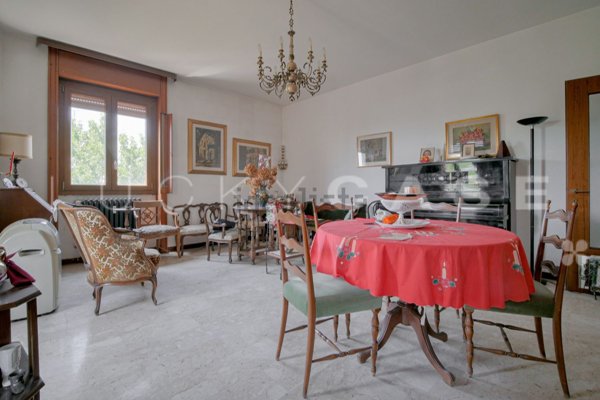 appartamento in vendita a Milano in zona Isola