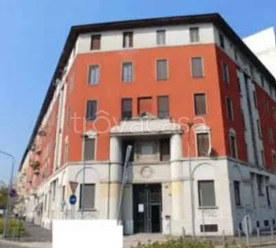 appartamento in vendita a Milano in zona Corvetto
