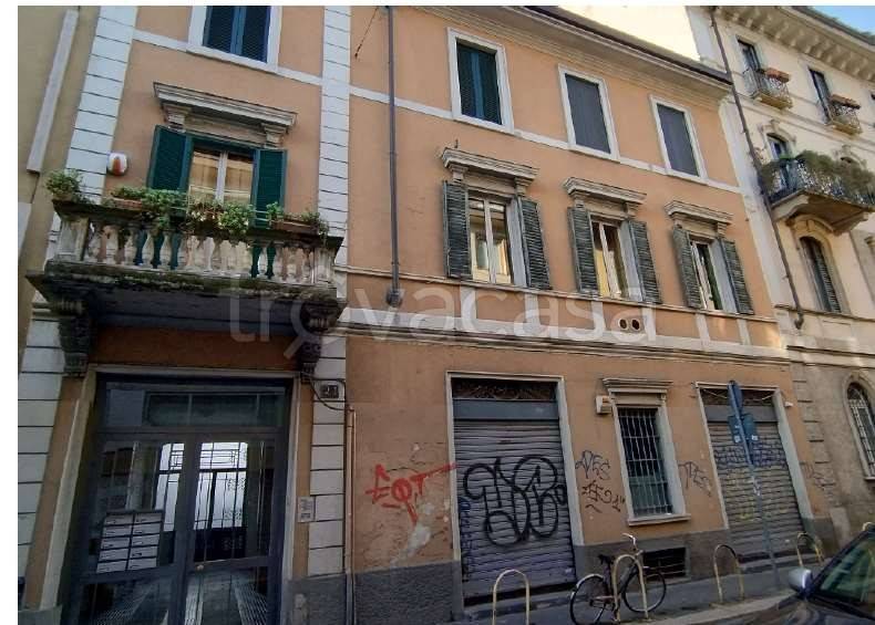 appartamento in vendita a Milano in zona Loreto