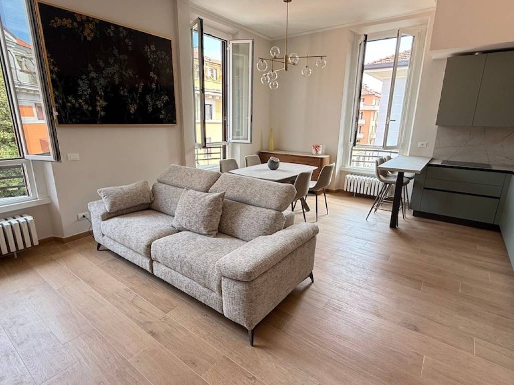 appartamento in vendita a Milano in zona Solari