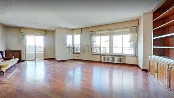 appartamento in vendita a Milano in zona Il Portello