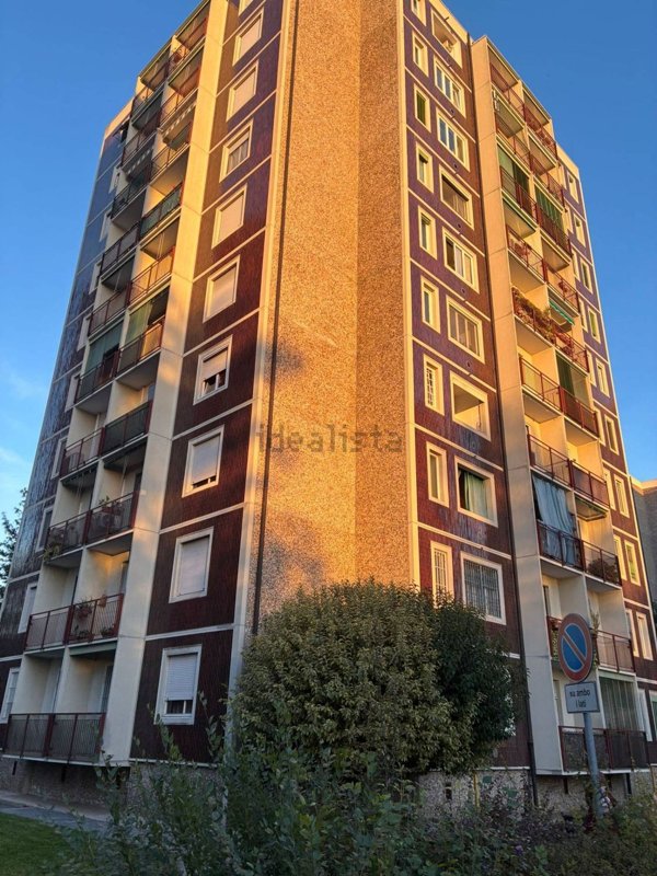 appartamento in vendita a Milano in zona Bovisasca