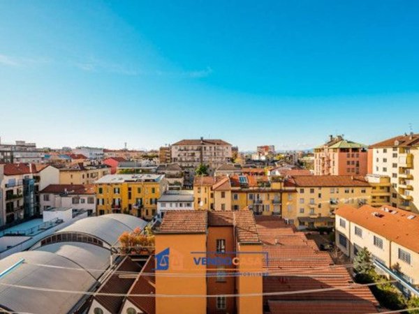 appartamento in vendita a Milano in zona Sempione