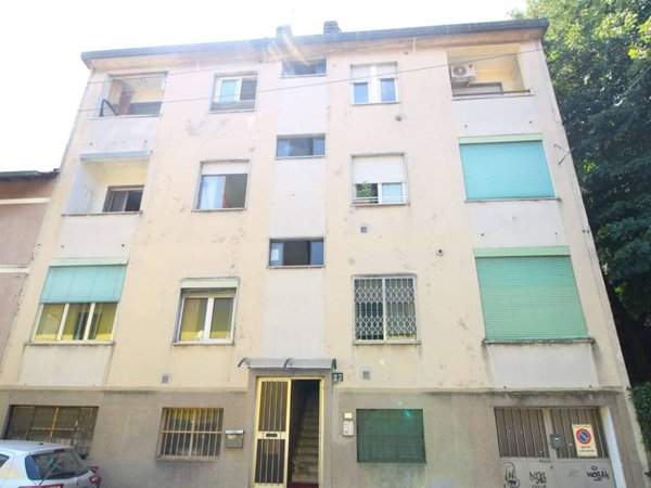 appartamento in vendita a Milano in zona Gorla