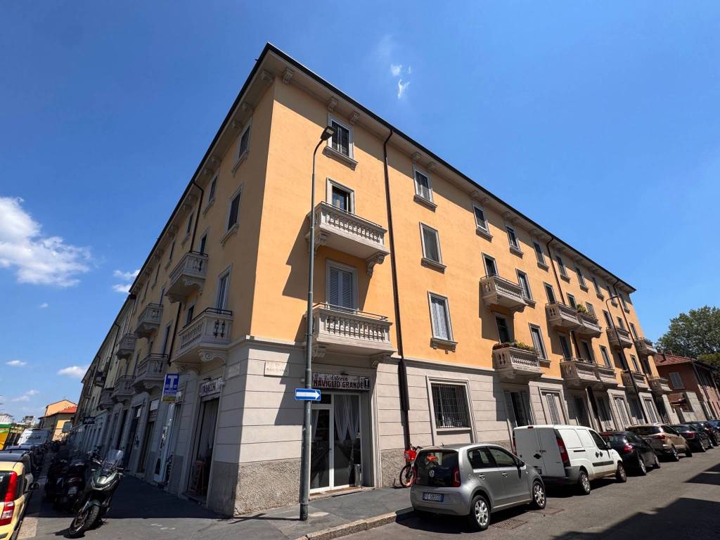 appartamento in vendita a Milano in zona San Cristoforo