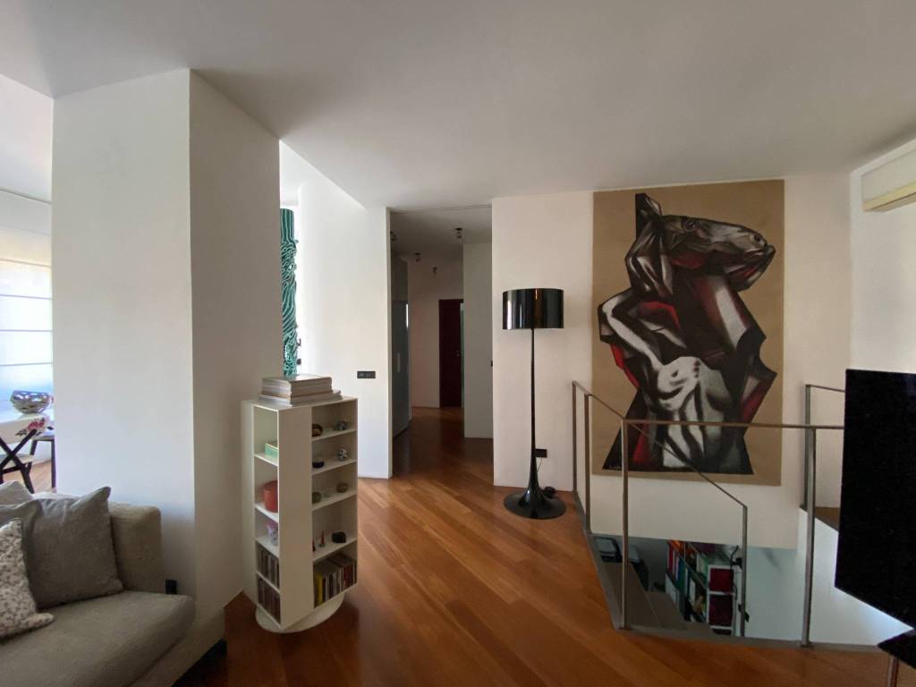 appartamento in vendita a Milano in zona Forlanini