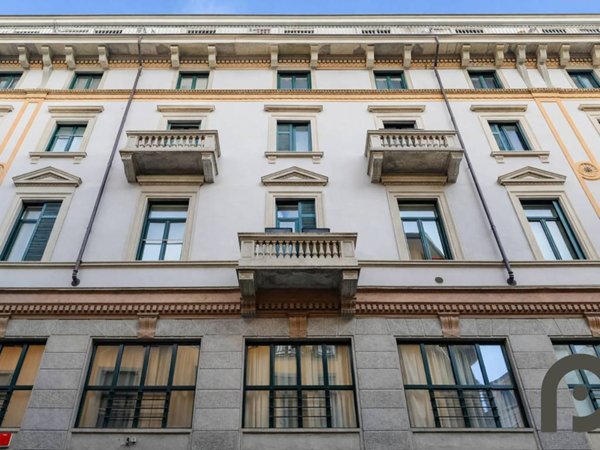 appartamento in vendita a Milano in zona Sant'Ambrogio