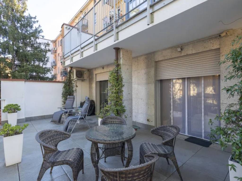 appartamento in vendita a Milano in zona Città Studi