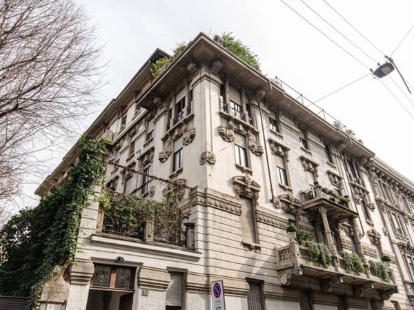 appartamento in vendita a Milano in zona Sempione