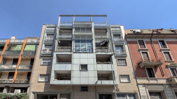 appartamento in vendita a Milano in zona Loreto