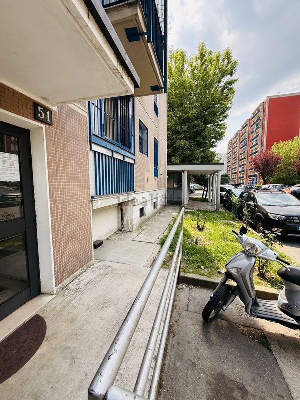 appartamento in vendita a Milano in zona Gratosoglio