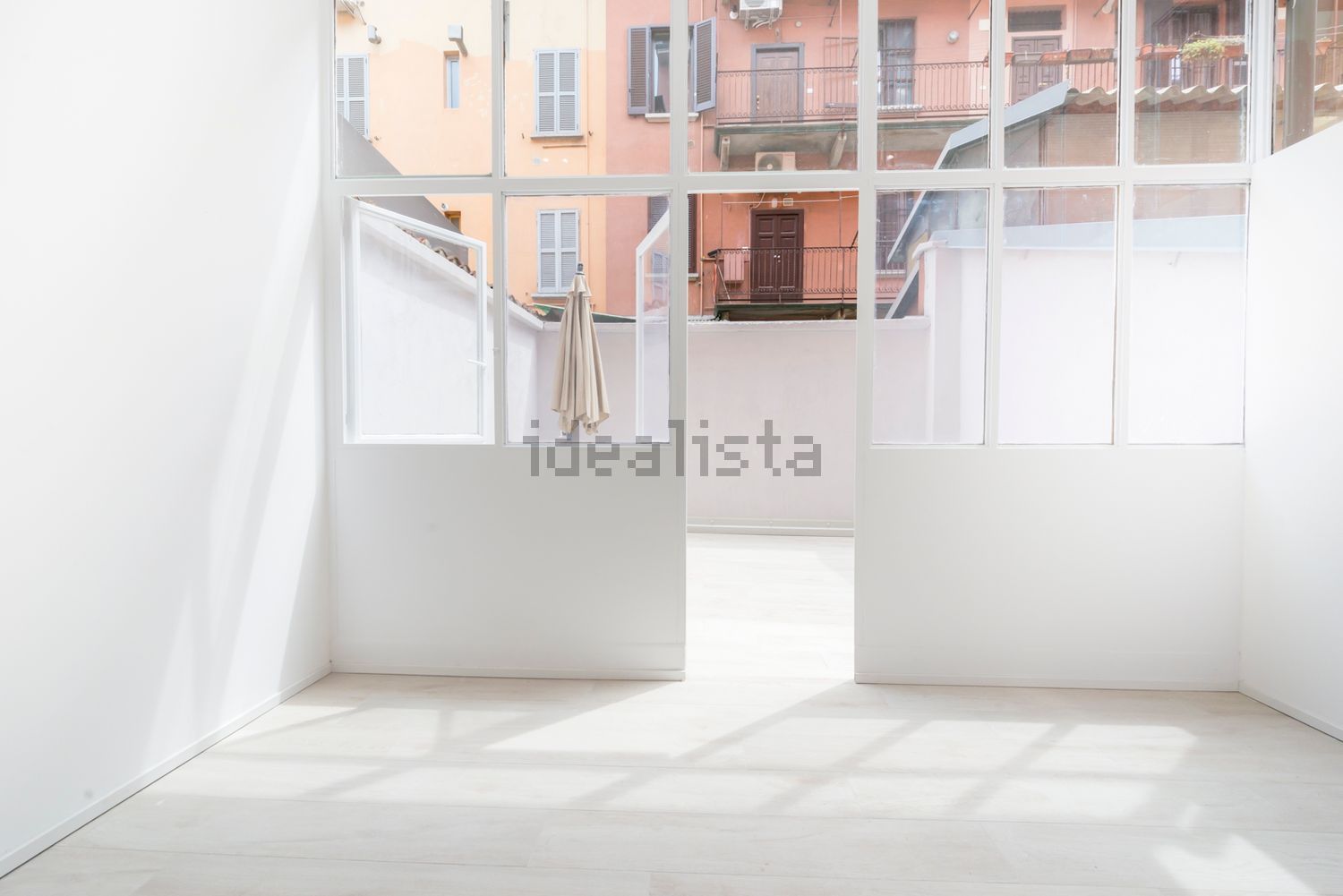 appartamento in vendita a Milano in zona Piazzale Lodi