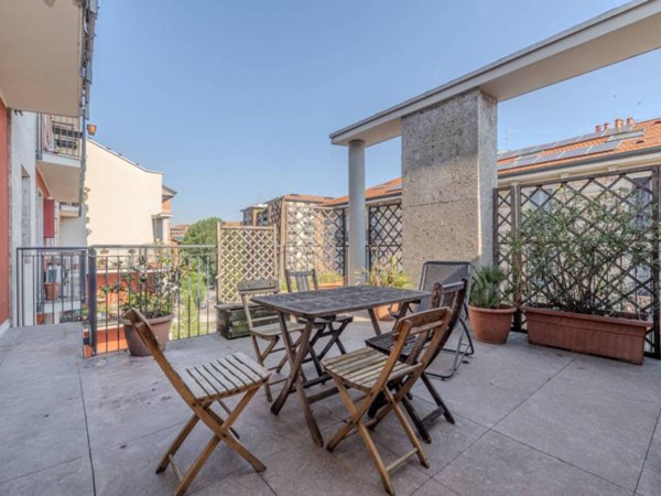 appartamento in vendita a Milano in zona Stadera