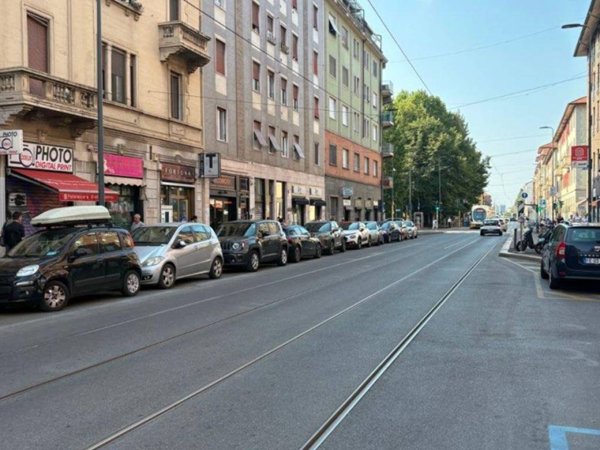 appartamento in vendita a Milano in zona Chiesa Rossa