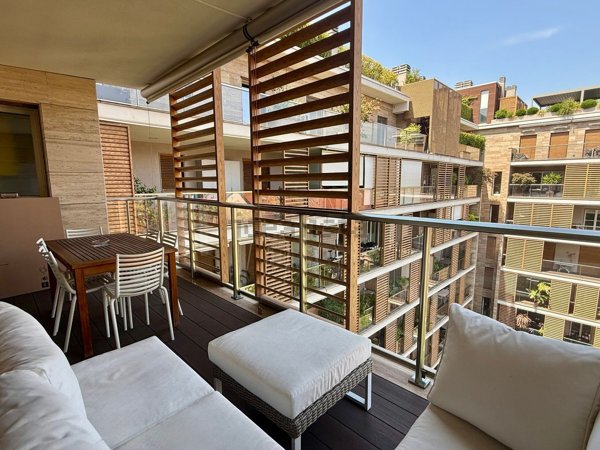 appartamento in vendita a Milano in zona XXII Marzo