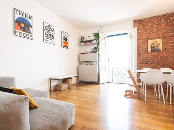 appartamento in vendita a Milano in zona De Angeli