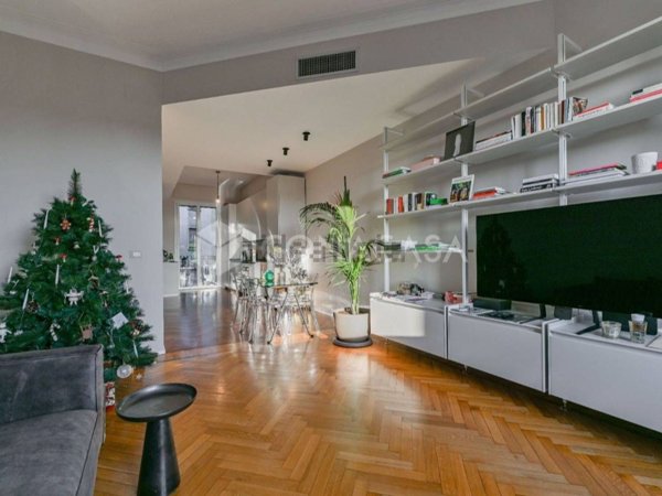 appartamento in vendita a Milano in zona Porta Venezia