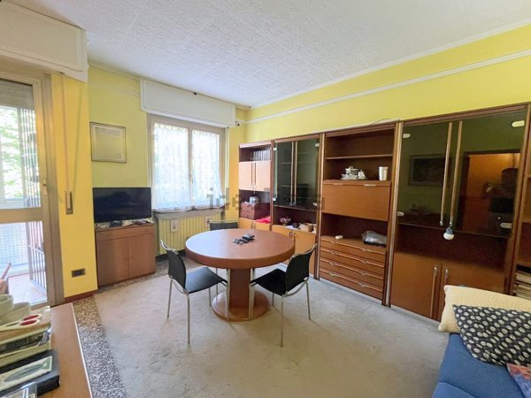 appartamento in vendita a Milano in zona Prato Centenaro