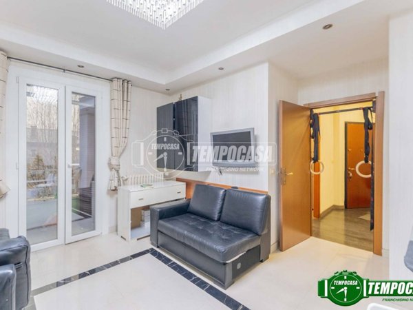 appartamento in vendita a Milano in zona Quarto Oggiaro