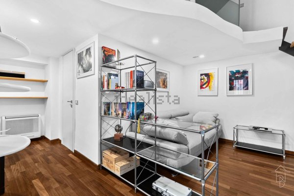 appartamento in vendita a Milano in zona Porta Ticinese