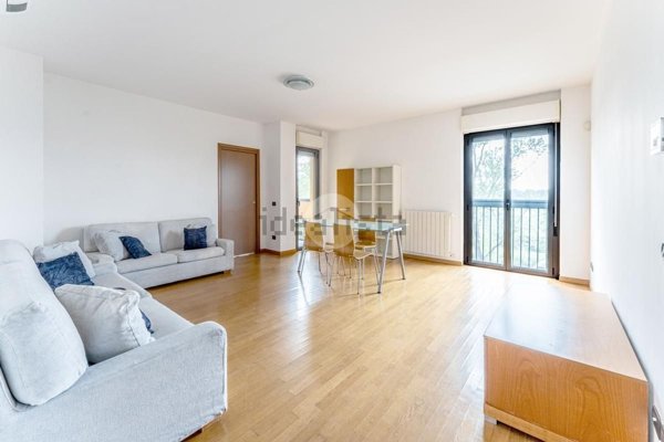 appartamento in vendita a Milano in zona Farini