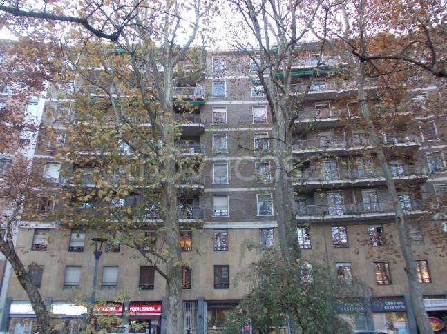 negozio in vendita a Milano in zona Il Portello