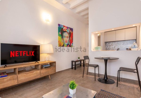 appartamento in vendita a Milano in zona Porta Garibaldi