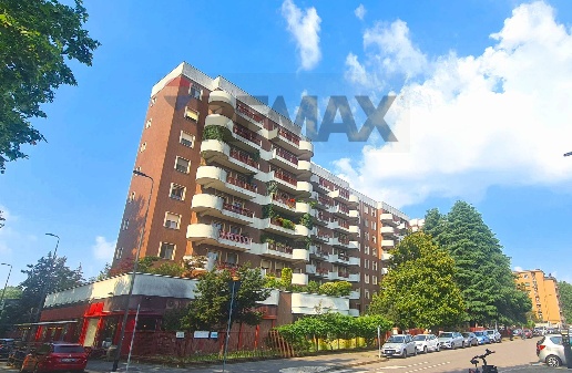 appartamento in vendita a Milano in zona Prato Centenaro