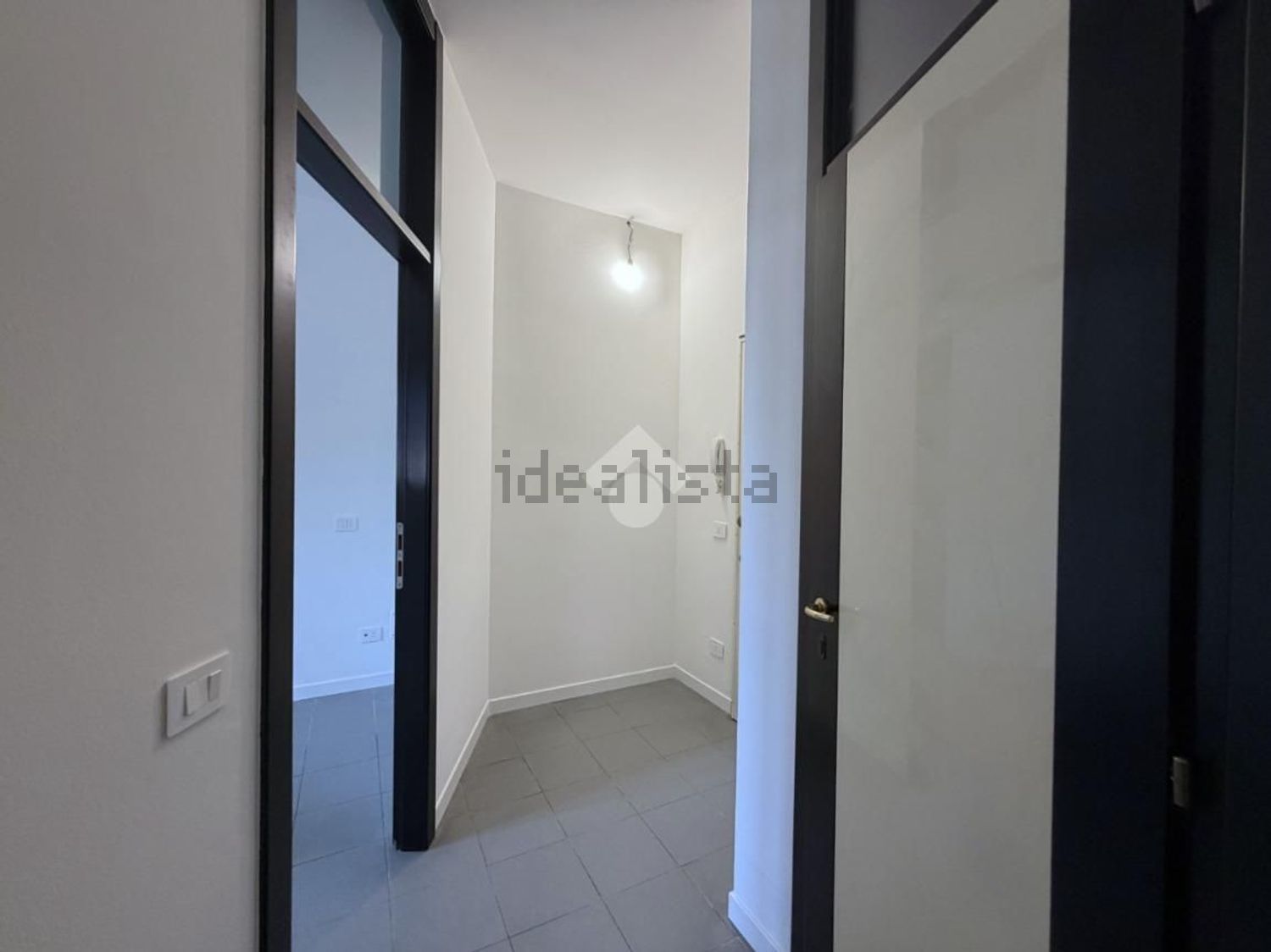 appartamento in vendita a Milano in zona Vigentino