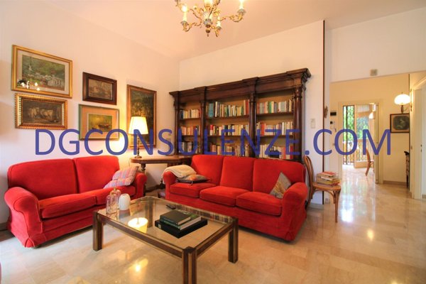 appartamento in vendita a Milano in zona Corsica