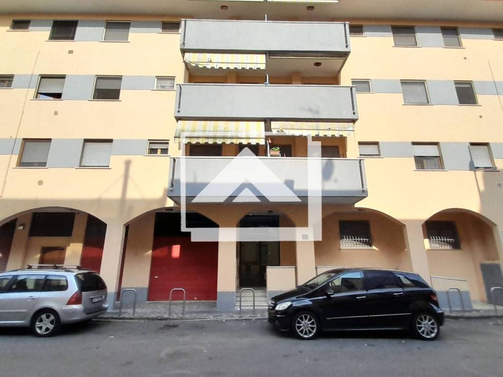 appartamento in vendita a Milano in zona XXII Marzo