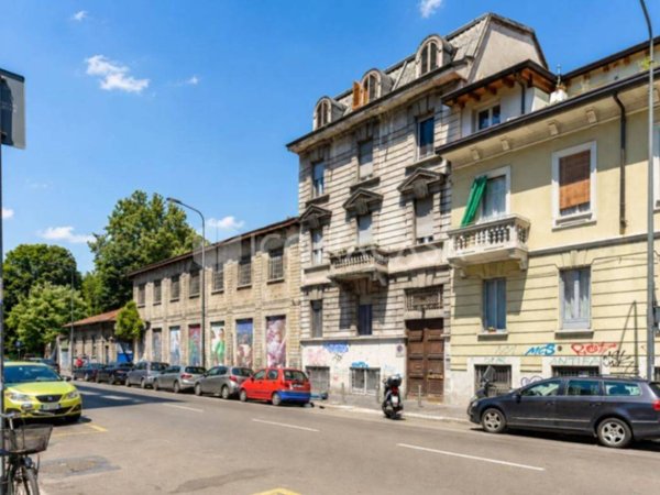 appartamento in vendita a Milano in zona Loreto