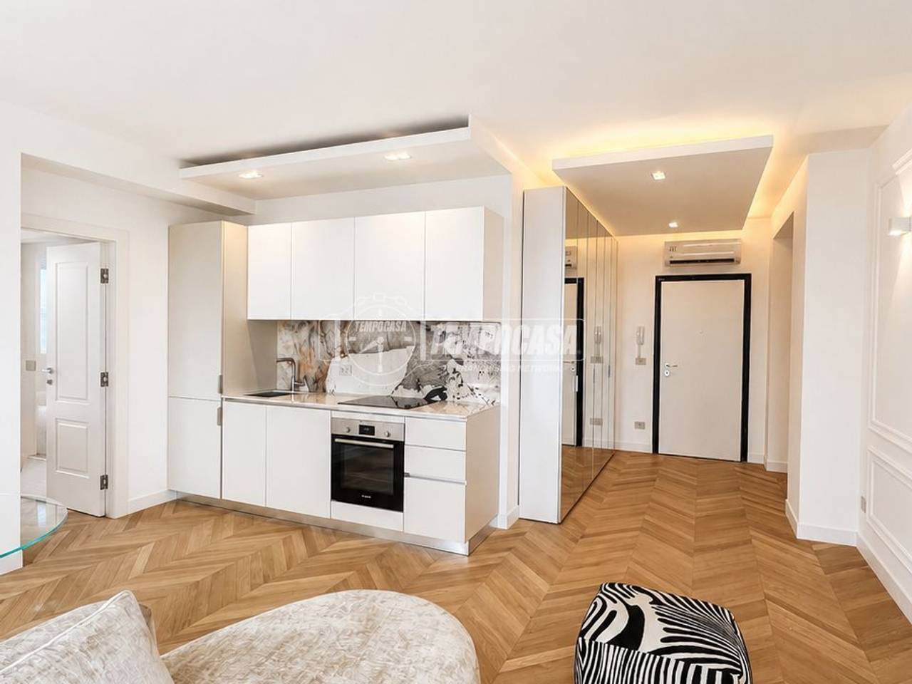 appartamento in vendita a Milano in zona Porta Nuova