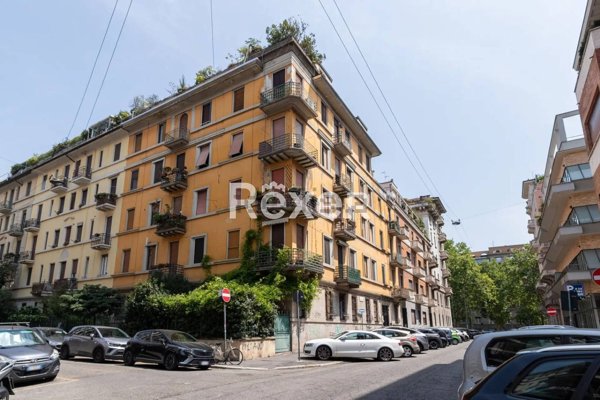 appartamento in vendita a Milano in zona Città Studi