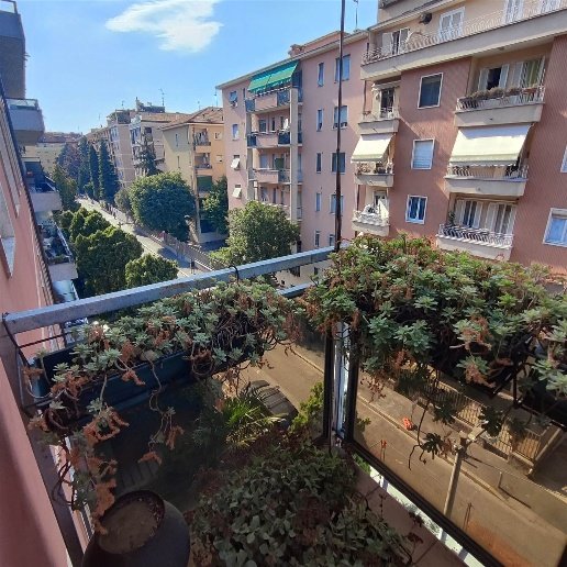 appartamento in vendita a Milano in zona Città Studi