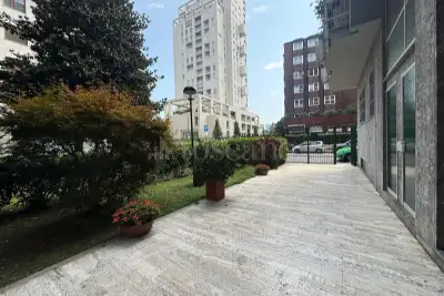 appartamento in vendita a Milano in zona Maggiolina