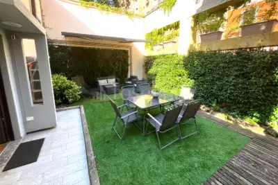 casa indipendente in vendita a Milano in zona Maggiolina