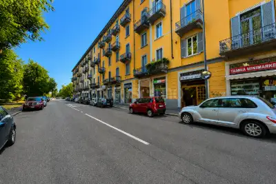 appartamento in vendita a Milano in zona Restocco Maroni