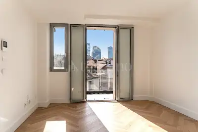 appartamento in vendita a Milano in zona Sempione