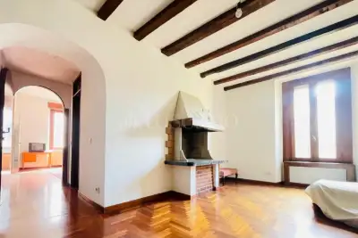 appartamento in vendita a Milano in zona Porta Ticinese
