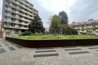 casa indipendente in vendita a Milano in zona Dergano